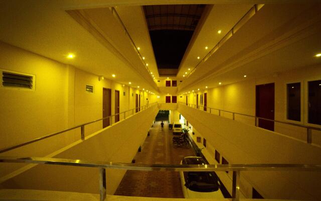 Hotel Wayanad Square