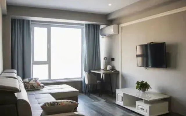 Lightly live • Yuexiang Hotel (Fengcheng Government Store)