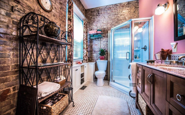 Inn at St James Court