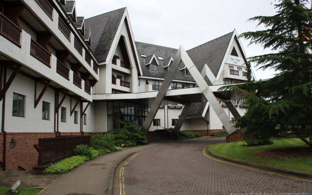 The Coppid Beech Hotel