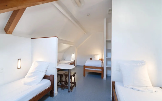 MIJE Fauconnier - Fourcy - Maubuisson - Hostel