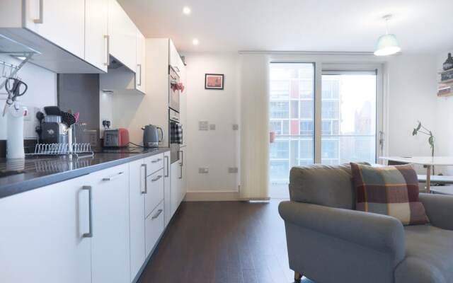 Modern 1 Bedroom Flat in Dalston