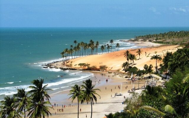 Apartamento a 200m feirinha beira mar