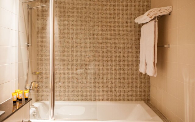 Fantastay Central Park Towers DIFC
