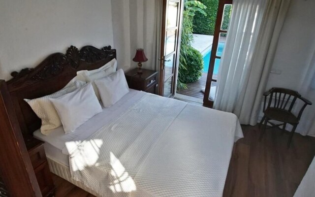 Alenos Boutique Hotel