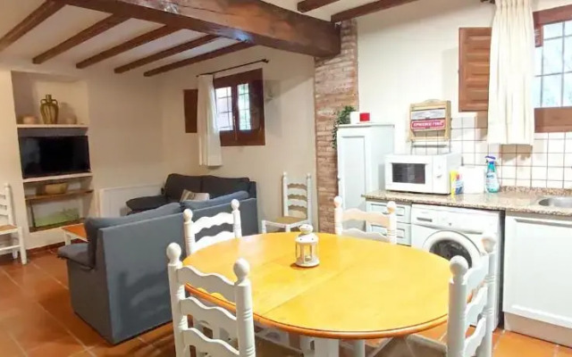 Masia de San Juan - castillo con piscina en plena Sierra Calderona