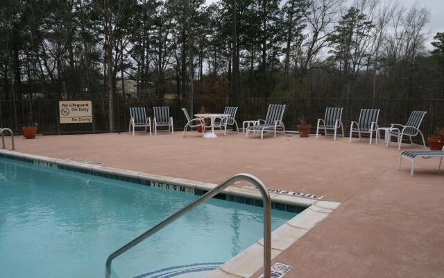 Hawthorn Extended Stay by Wyndham Kilgore