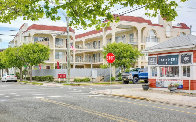 Quaint Wildwood Condo ~ Walk to Beach!