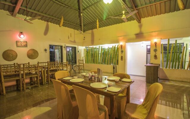 Mougli's Paradise Resort