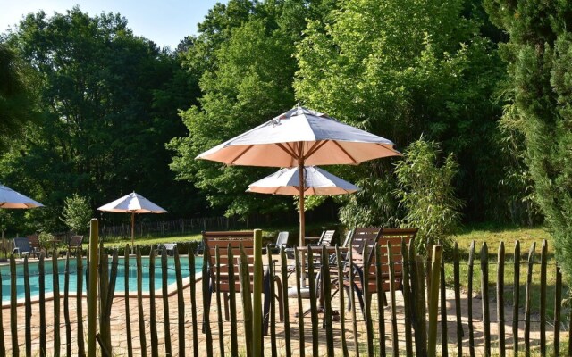 Detached, Characteristic House in Nature Near Saint-cirq-madelon