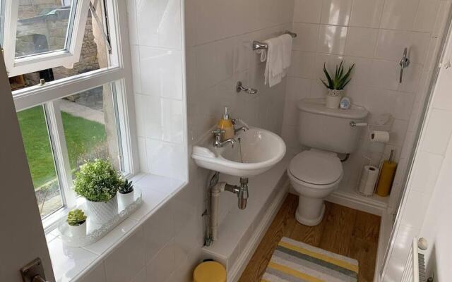 Lancaster 1 bed Cottage Apartment- M6 - Lancs Uni