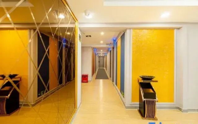 Shanghai Jinqiao Hotel