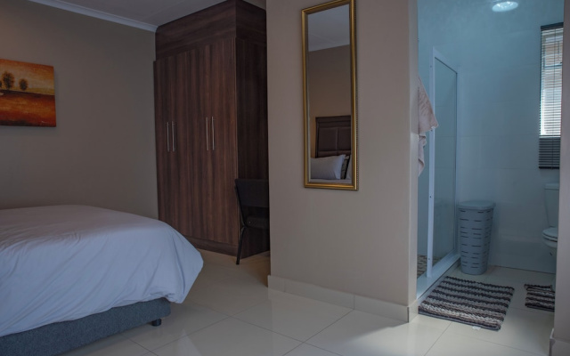 Rusty Estate - Self Catering
