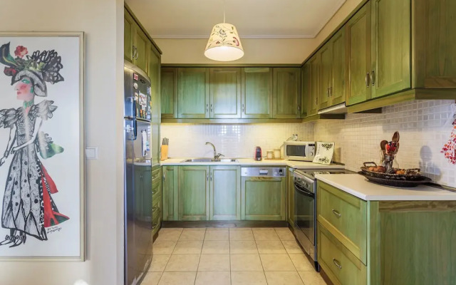 Lavender Garden Retreat - Secluded Seaside Getaway