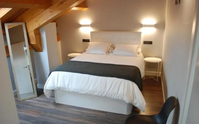 Apartamentos Altar Suites Conde Luna
