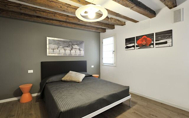St. Mark'S Suite