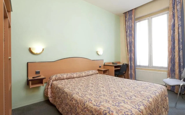 Ferney République Hotel