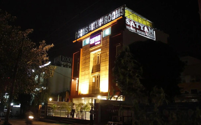 Satyam Lodge