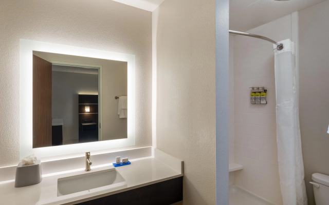 Holiday Inn Express Minneapolis West Plymouth by IHG
