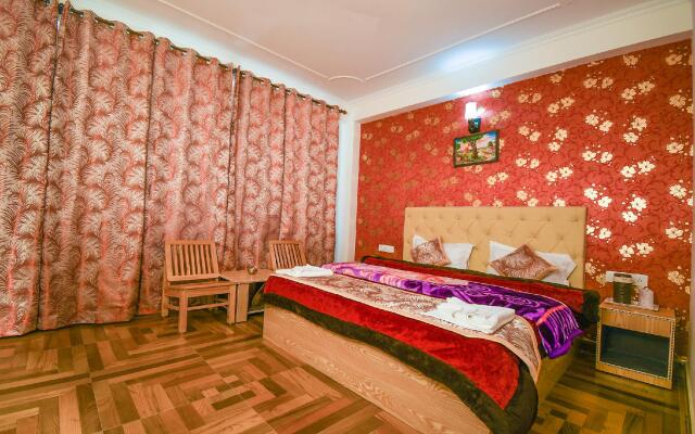 Hotel Kullu Manali Inn (Mountain View Hotel)