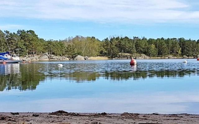 6 Person Holiday Home in Djurhamn