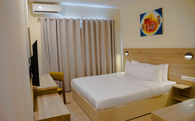 Silver Moon Hotel
