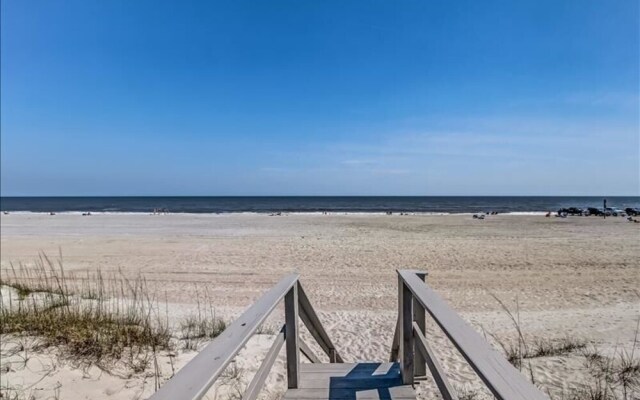 Yellow Oceanfront Hotel Room With Spectacular View of Atlantic Ocean by Redawning