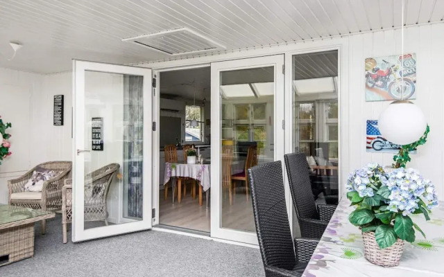 Simplistic Holiday Home in Ringkøbing near Sea