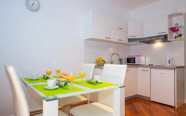 City Apartments Lani 3