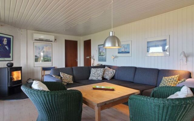 "Lambe" - 325m from the sea in NW Jutland