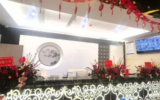 Dianjiang County Goliya Hotel