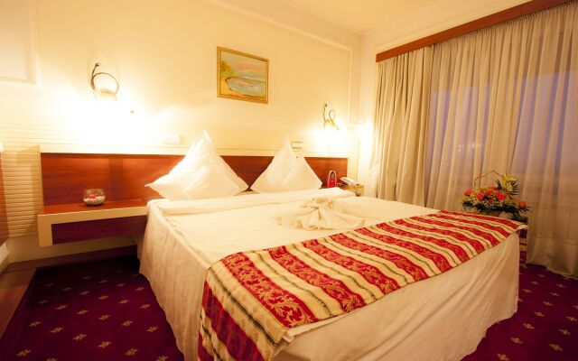 Prahova Plaza Hotel