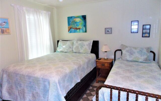 The Cocoanuts 1 Bedroom Condo