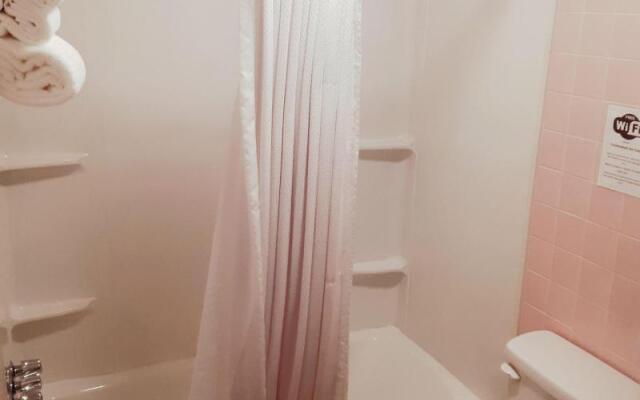 Vacationland Inn & Suites