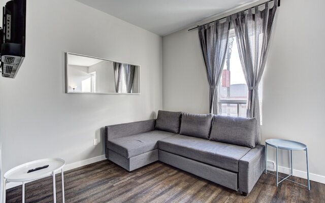 DestinationStays-University of Montreal
