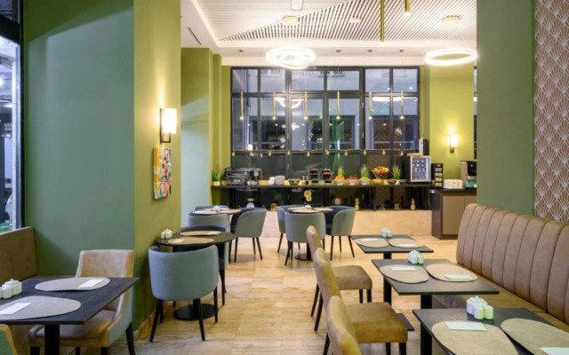 M-Square Hotel