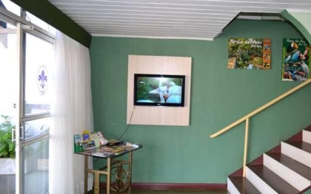 Eduardo Hotel