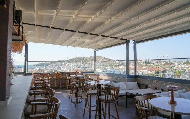 Akpınar Marin Çeşme