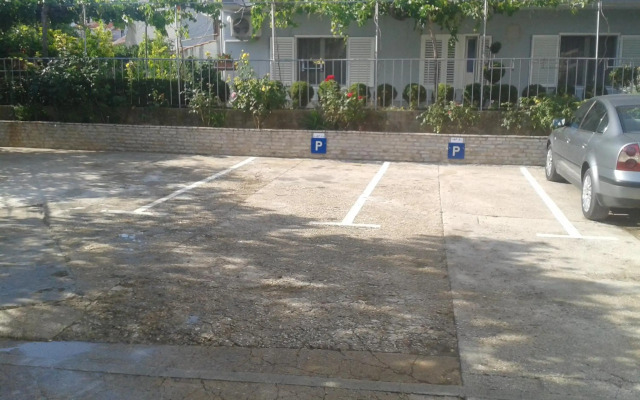 Studio apartman Latica