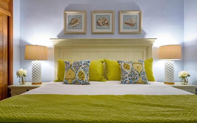 Luxury Beach Condo B-102 Costa Atlantica