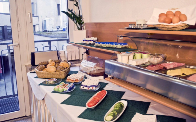 Adler Hotel Frankfurt
