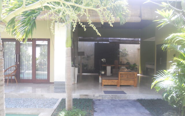 Nike Villas