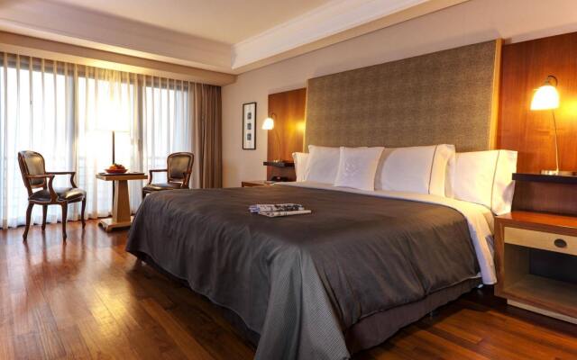 Sheraton Grande Walkerhill