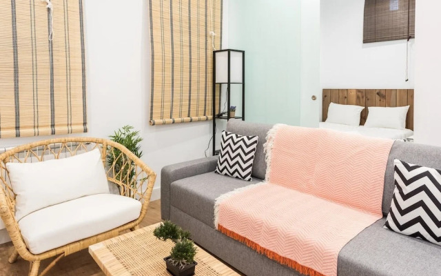 La Casa del MesÃ³n de Paredes