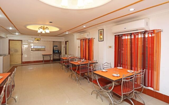 OYO 9547 Hotel Atmaram Lodging