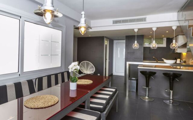 Holiday Home Punta Aromir