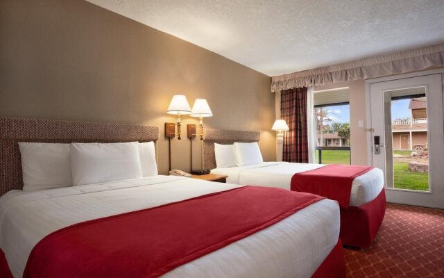 Inn at Rio Rancho & Conference Center