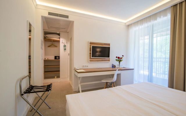 Hotel Nympha All Inclusive - Riviera Holiday Club