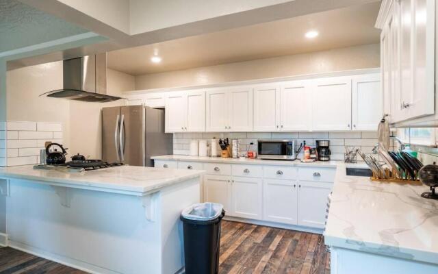 Charming House French Marble Kitchen