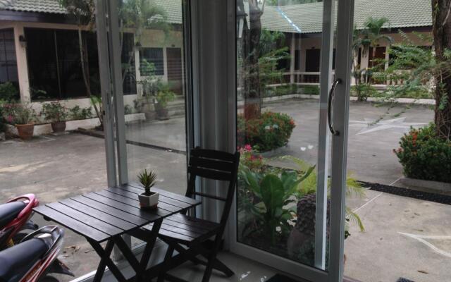 Jomtien Cozy Inn